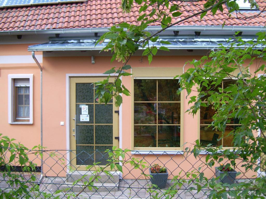 Steffis Zimmervermietung Graben  Exterior photo